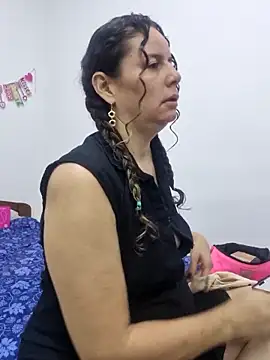 Nina vallon online show from October 11, 10:49 am