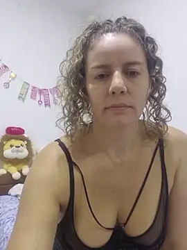 Nina vallon online show from February 23, 12:50 pm