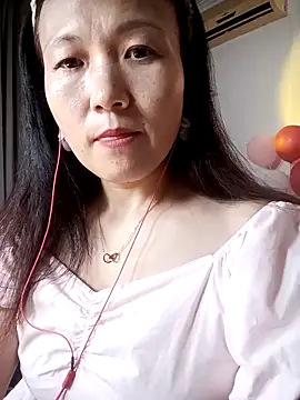 Snapshot of Joanna1122 chatting on September 15, 4:07 pm Joanna1122 online show from September 15, 4:07 pm
