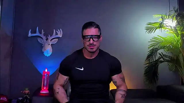 dennis cox1 online show from December 18, 5:34 am