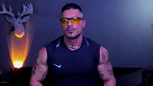 dennis cox1 online show from February 6, 6:09 am