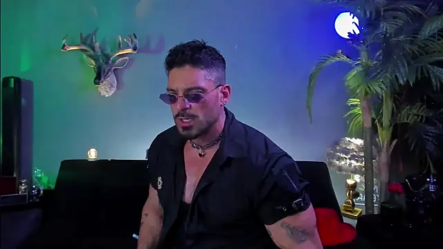 dennis cox1 online show from April 19, 6:14 am