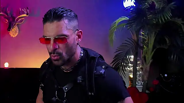 dennis cox1 online show from April 5, 1:45 am