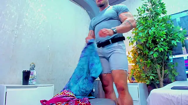 Snapshot of dennis_cox1 chatting on September 26, 5:47 am dennis cox1 online show from September 26, 5:47 am