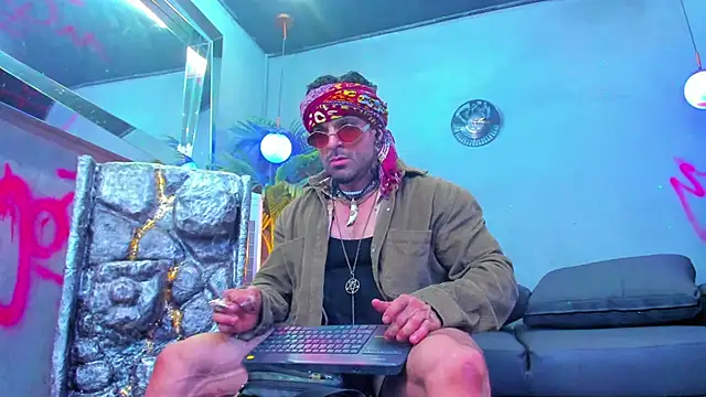 Snapshot of dennis_cox1 chatting on September 19, 2:48 am dennis cox1 online show from September 19, 2:48 am