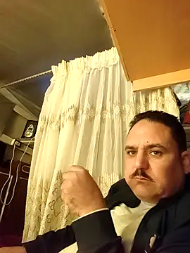 Snapshot of mM0140 chatting on December 3, 12:26 pm mM0140 online show from December 3, 12:26 pm