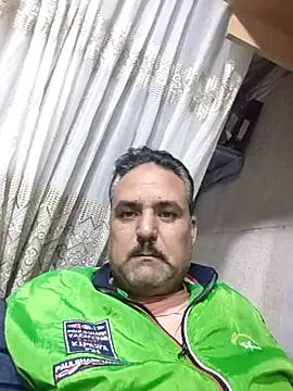 Snapshot of mM0140 chatting on December 2, 12:00 am mM0140 online show from December 2, 12:00 am