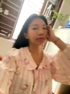 Miumieu online show from November 8, 5:22 am