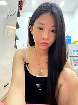 Miumieu online show from November 26, 9:20 am