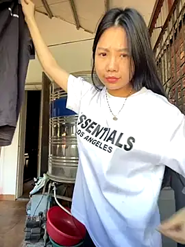 Miumieu online show from November 13, 4:05 am