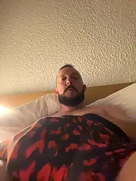 Snapshot of AZOPMOB18999 chatting on October 15, 11:57 pm AZOPMOB18999 online show from October 15, 11:57 pm