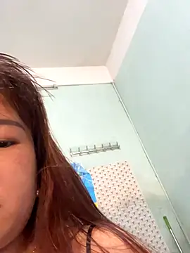 qinejr37 online show from September 25, 11:11 pm