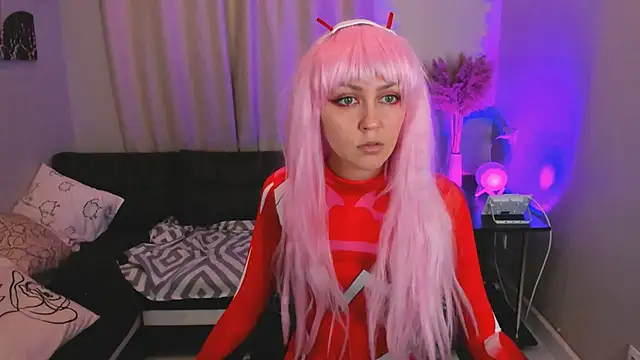 Snapshot of Mia_meowXkiss chatting on October 5, 3:47 pm Mia meowXkiss online show from October 5, 3:47 pm