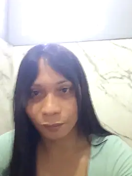 Snapshot of missruffa chatting on May 7, 3:11 am missruffa online show from May 7, 3:11 am