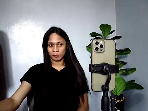 Snapshot of missruffa chatting on September 23, 5:03 am missruffa online show from September 23, 5:03 am