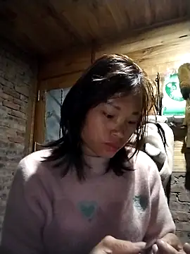 Snapshot of __Ngoc20__ chatting on February 3, 6:11 am Ngoc20 online show from February 3, 6:11 am