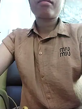   Ngoc20   online show from April 11, 12:31 pm