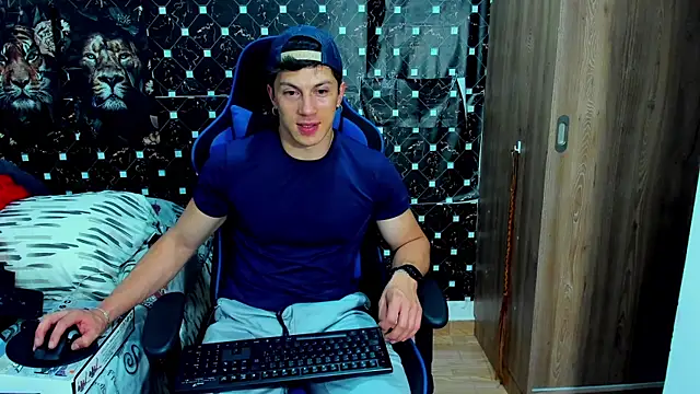 javiersexymann online show from January 9, 5:25 am