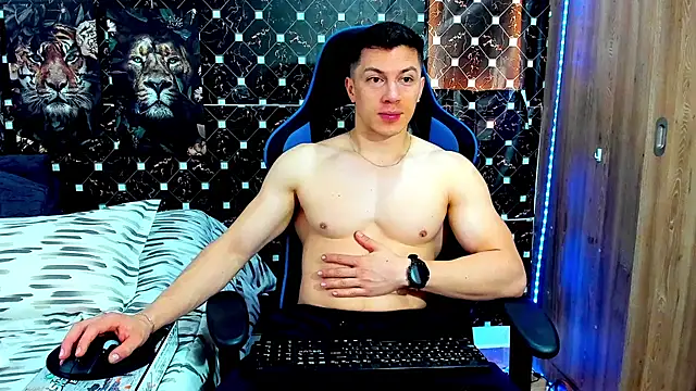 Snapshot of javiersexymann chatting on July 18, 4:37 pm javiersexymann online show from July 18, 4:37 pm