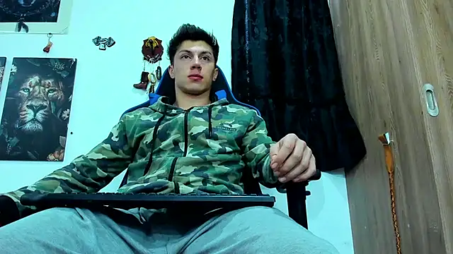 javiersexymann online show from February 25, 10:09 pm