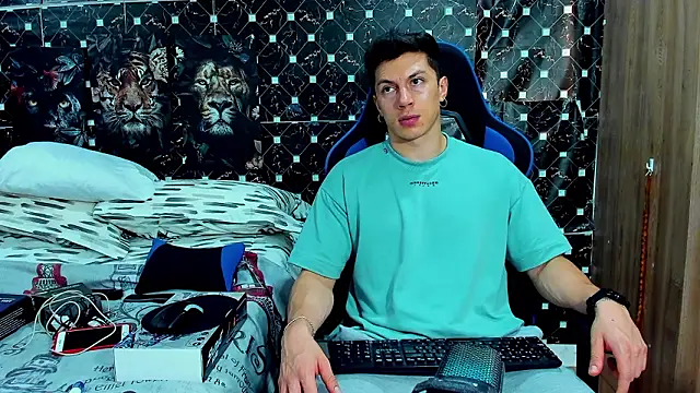 javiersexymann online show from February 27, 10:09 pm