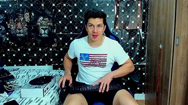 javiersexymann online show from March 18, 7:04 pm