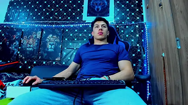 javiersexymann online show from October 8, 9:37 pm