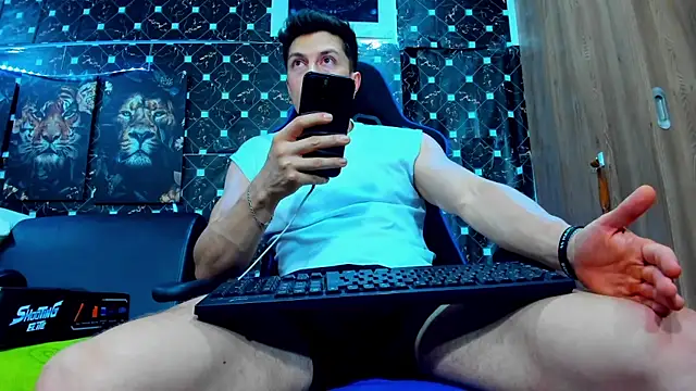 javiersexymann online show from September 9, 1:49 am