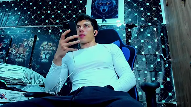 javiersexymann online show from January 16, 9:30 pm