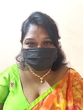 Snapshot of chaitara-reddy chatting on February 8, 4:37 pm chaitara-reddy online show from February 8, 4:37 pm