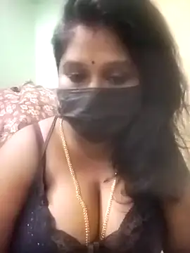 Snapshot of chaitara-reddy chatting on September 12, 5:13 pm chaitara-reddy online show from September 12, 5:13 pm