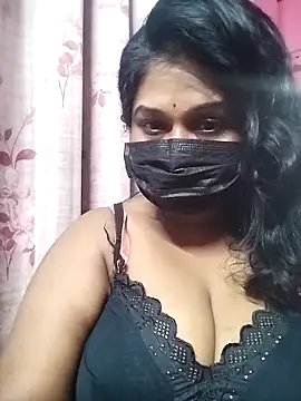 Snapshot of chaitara-reddy chatting on September 28, 12:06 am chaitara-reddy online show from September 28, 12:06 am