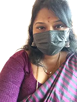 Snapshot of chaitara-reddy chatting on February 7, 6:54 am chaitara-reddy online show from February 7, 6:54 am