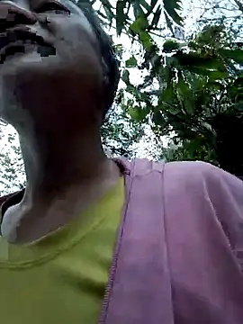 Snapshot of Mini3333 chatting on October 30, 11:34 pm Mini3333 online show from October 30, 11:34 pm