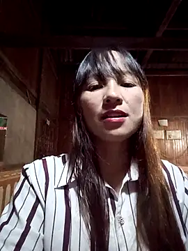 Snapshot of Mini3333 chatting on October 25, 12:17 pm Mini3333 online show from October 25, 12:17 pm