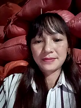 Snapshot of Mini3333 chatting on November 8, 10:08 am Mini3333 online show from November 8, 10:08 am