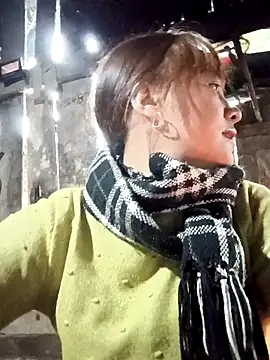 Snapshot of Mini3333 chatting on February 5, 12:50 am Mini3333 online show from February 5, 12:50 am