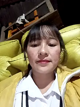 Snapshot of Mini3333 chatting on November 26, 12:05 pm Mini3333 online show from November 26, 12:05 pm