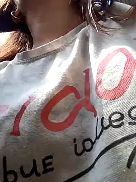 Snapshot of Mini3333 chatting on February 27, 5:51 am Mini3333 online show from February 27, 5:51 am