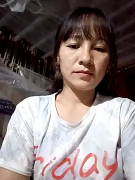 Snapshot of Mini3333 chatting on November 8, 10:57 pm Mini3333 online show from November 8, 10:57 pm