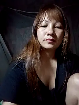 Snapshot of Mini3333 chatting on February 24, 10:21 pm Mini3333 online show from February 24, 10:21 pm