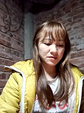 Snapshot of Mini3333 chatting on February 1, 12:58 pm Mini3333 online show from February 1, 12:58 pm