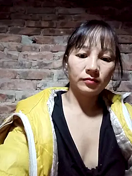 Snapshot of Mini3333 chatting on December 2, 9:16 pm Mini3333 online show from December 2, 9:16 pm