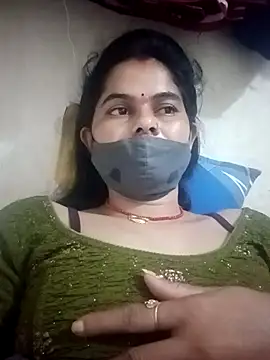 Snapshot of JULEE-740 chatting on November 1, 10:14 pm JULEE-740 online show from November 1, 10:14 pm