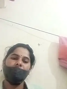 Snapshot of JULEE-740 chatting on November 14, 3:15 pm JULEE-740 online show from November 14, 3:15 pm