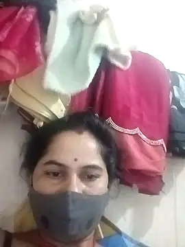 Snapshot of JULEE-740 chatting on November 8, 2:59 am JULEE-740 online show from November 8, 2:59 am