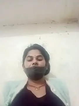 Snapshot of JULEE-740 chatting on December 1, 6:53 pm JULEE-740 online show from December 1, 6:53 pm