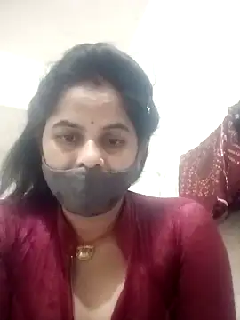 Snapshot of JULEE-740 chatting on October 31, 8:27 pm JULEE-740 online show from October 31, 8:27 pm