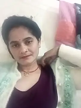 Snapshot of JULEE-740 chatting on November 15, 3:27 pm JULEE-740 online show from November 15, 3:27 pm