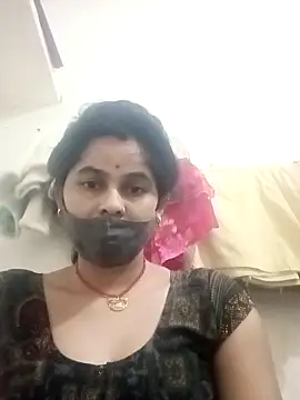 Snapshot of JULEE-740 chatting on November 9, 3:43 am JULEE-740 online show from November 9, 3:43 am